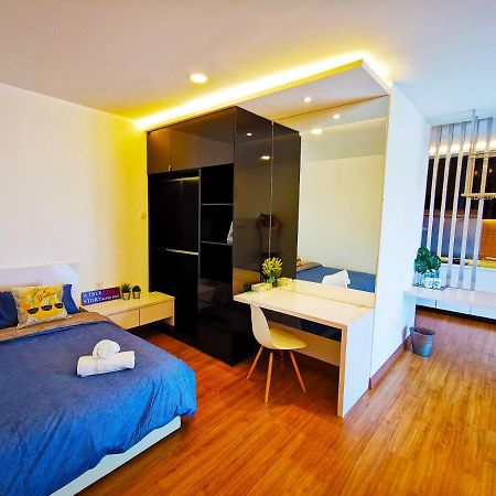 Apartmán Simfoni Level 39 Superior Designer Studio With 100Mbps Wifi & Netflix Kampong Baharu Balakong Exteriér fotografie