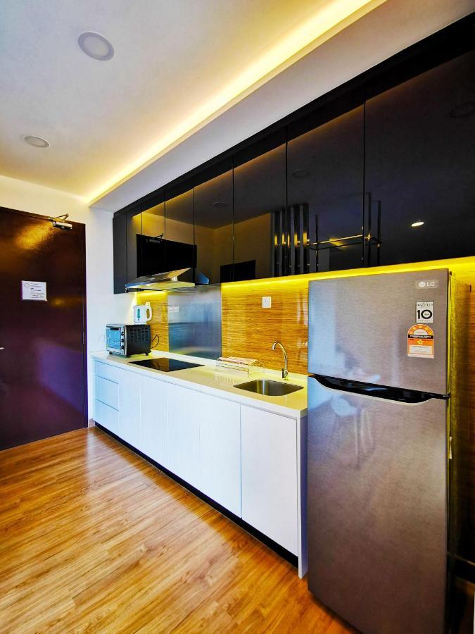 Apartmán Simfoni Level 39 Superior Designer Studio With 100Mbps Wifi & Netflix Kampong Baharu Balakong Exteriér fotografie